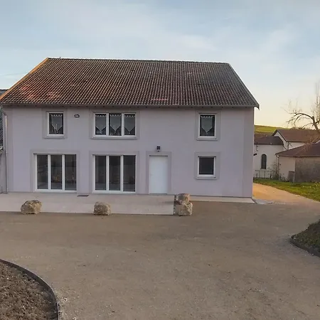 Pink House * Rainville