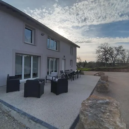 Pink House Rainville