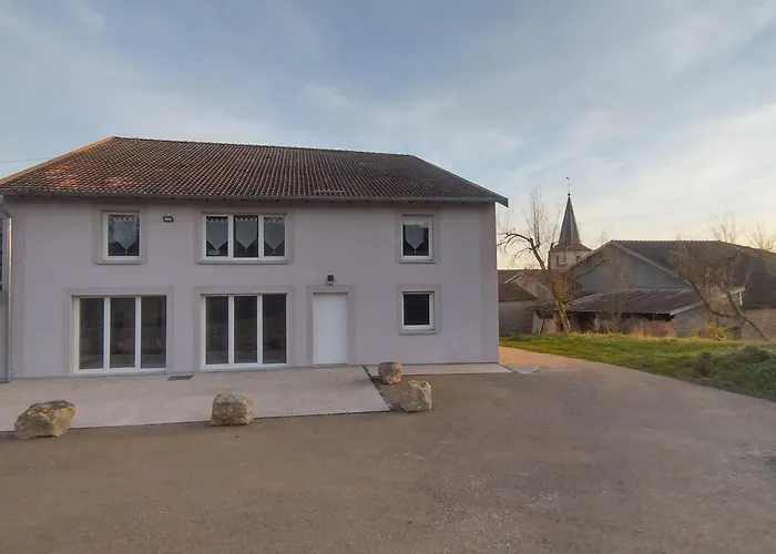 Pink House Ferienhaus Rainville